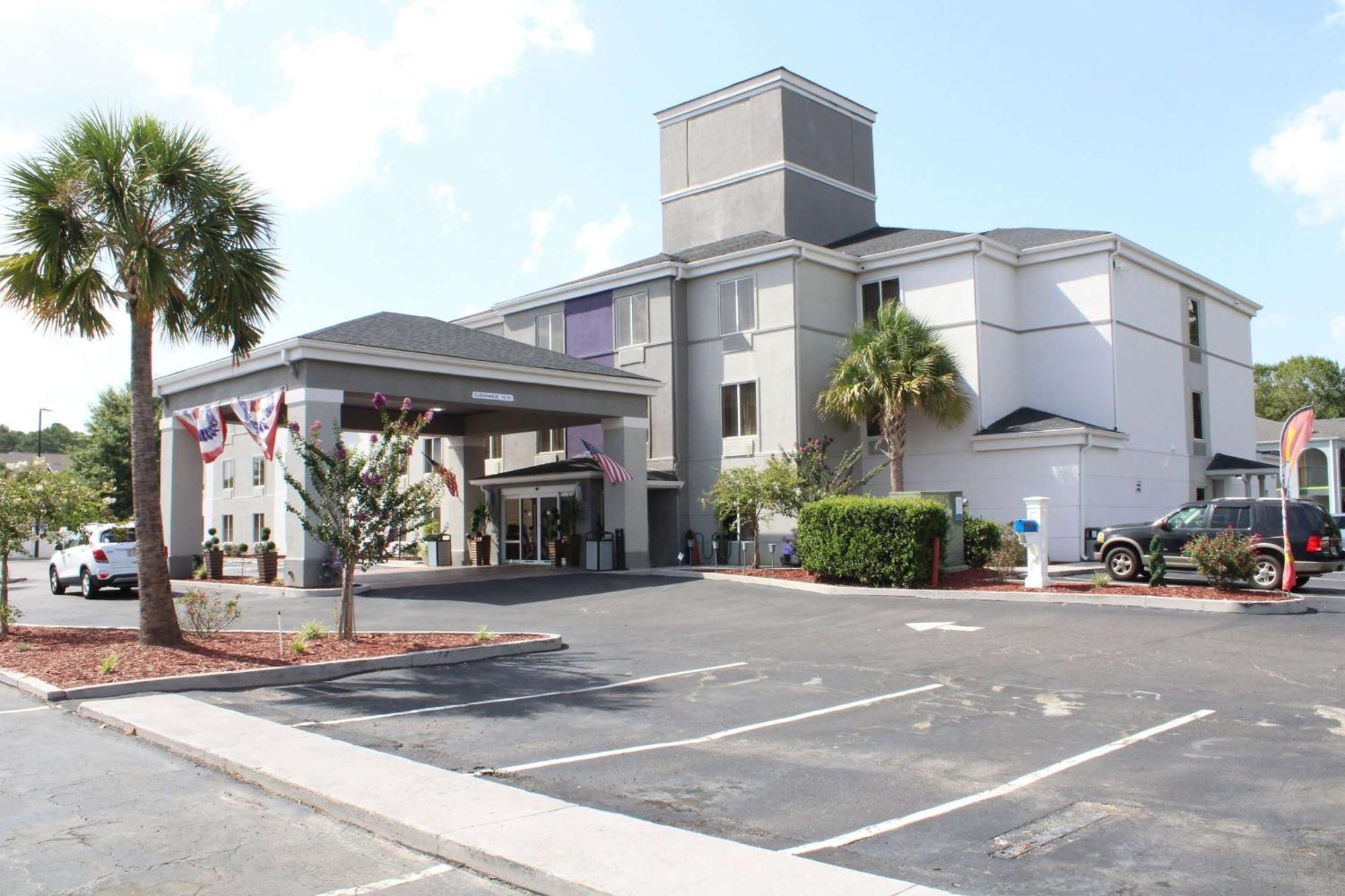 Отель Wingate By Wyndham Kings Bay Naval Base I-95 Кингсленд Экстерьер фото